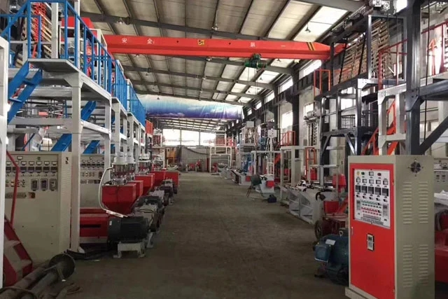 plastic machinery factory